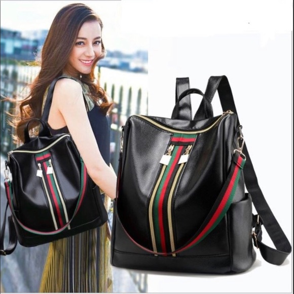 Mini Double Strap Oxford Backpack 🎒 - Picture 2 of 12